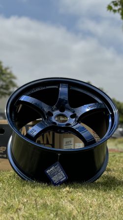 57CR 19x9.5 +45 5x114.3 Eternal Blue Pearl