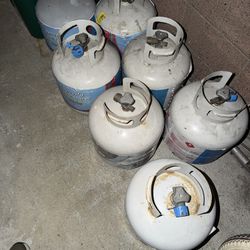 Propane Gas Tanks 