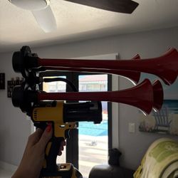 Dewalt Air Horn Train horn extreme Series