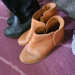 Tan Girls Boots Size 12