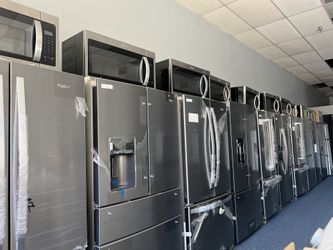 Stainless Steel French Door Fridge // We deliver 