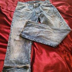 Levi's 501 Button Fly Jeans for Men, Light Blue. Pre-owned gently worn  exclusive amazing limited captivating Fashionable stylish Check out  Garbotur for Sale in Fort Lauderdale, FL - OfferUp