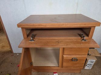 Bed side table