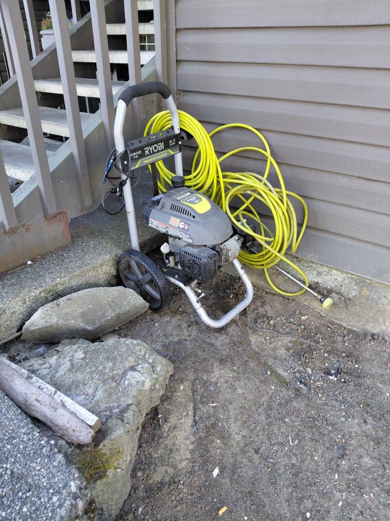 Pressure Washer 