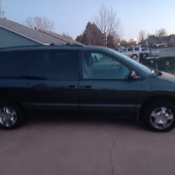 2001 Dodge Caravan