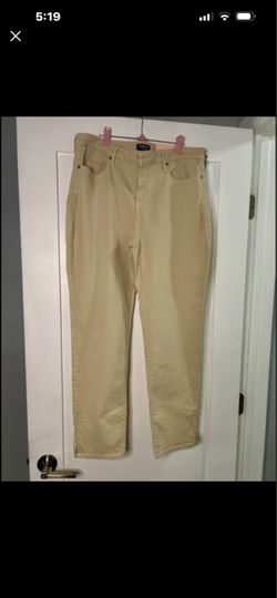 NWT Curves 360 by NYDJ Slim Straight Ankle Jeans - Cream - Size 12