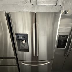 Samsung Redrigerator “36 ( Refrigeradores )