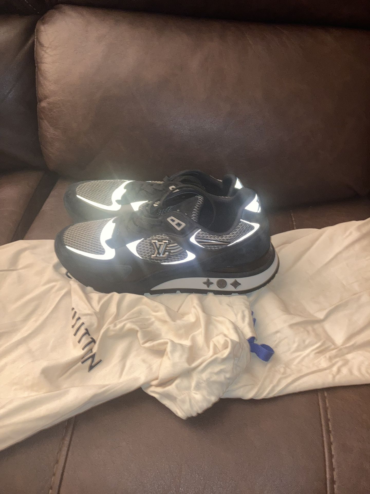 LOUIS VUITTON LOUIS VUITTON Run Away Sneakers 'Black'