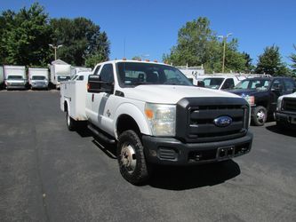 2016 Ford F-350 Chassis