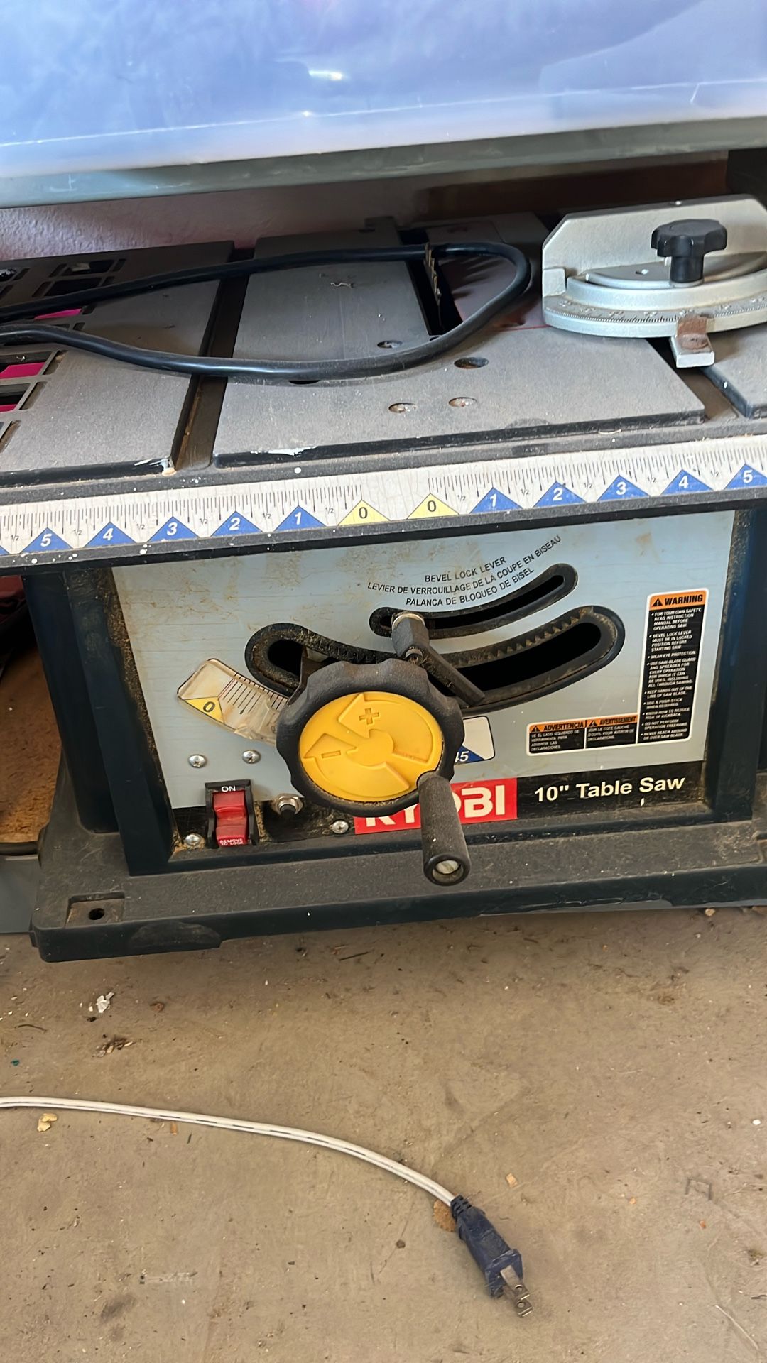 Ryobi 10 Inch Table Saw - Corded
