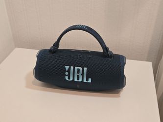 JBL charge 6