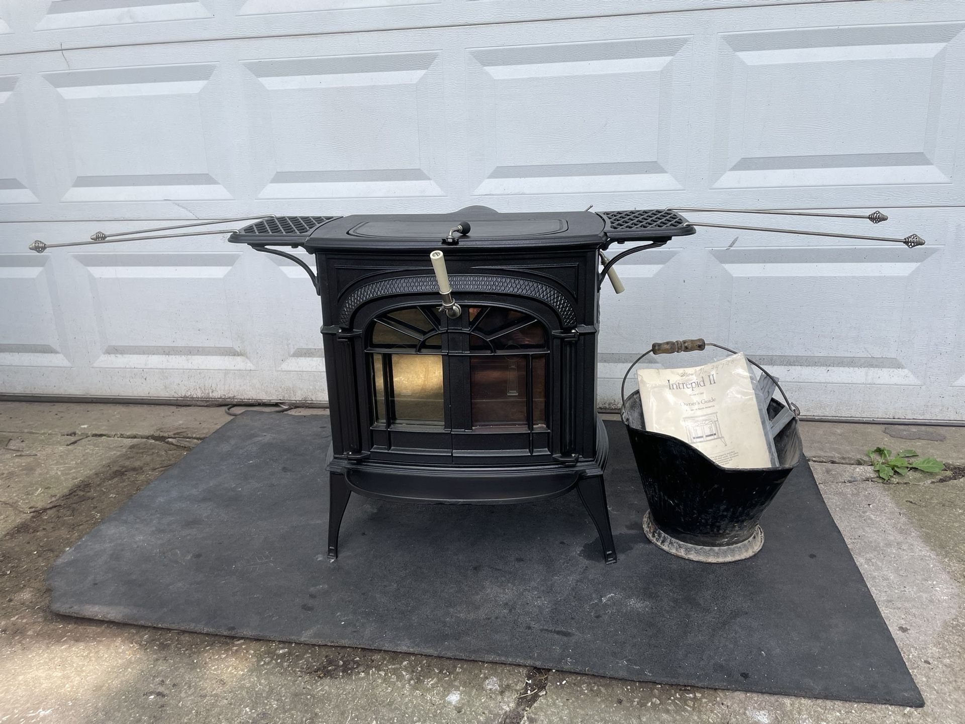 New Vermont Castings Intrepid II Wood Stove
