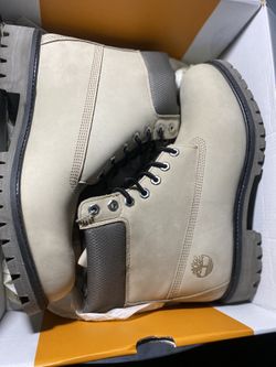 Timberland Men's 6-Inch Premium Waterproof Boot Light Beige Nubuck
