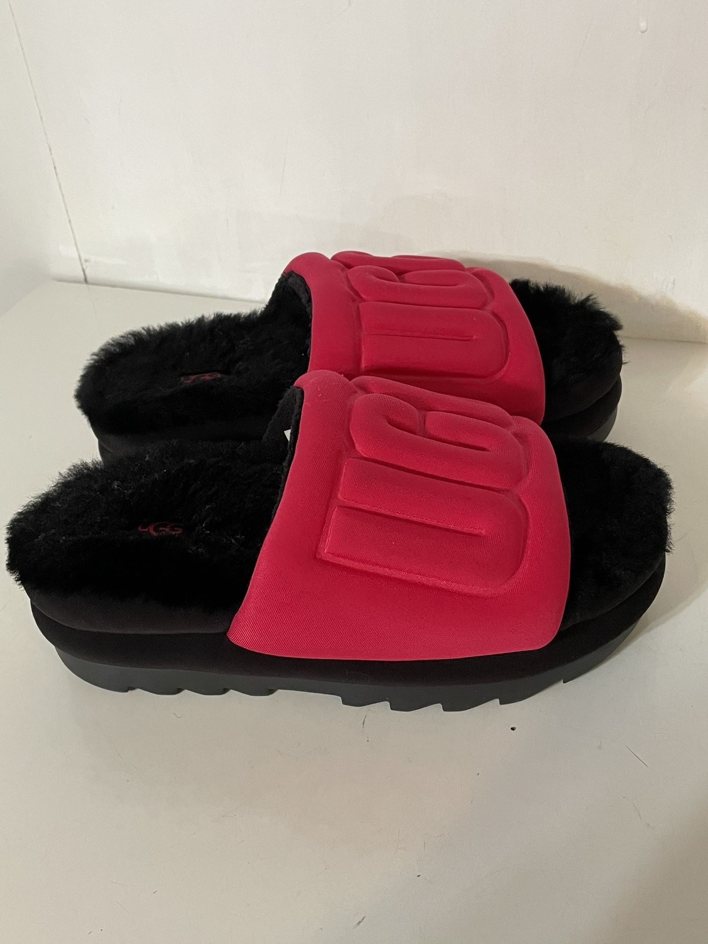 Ugg Slides Women’s Size 6