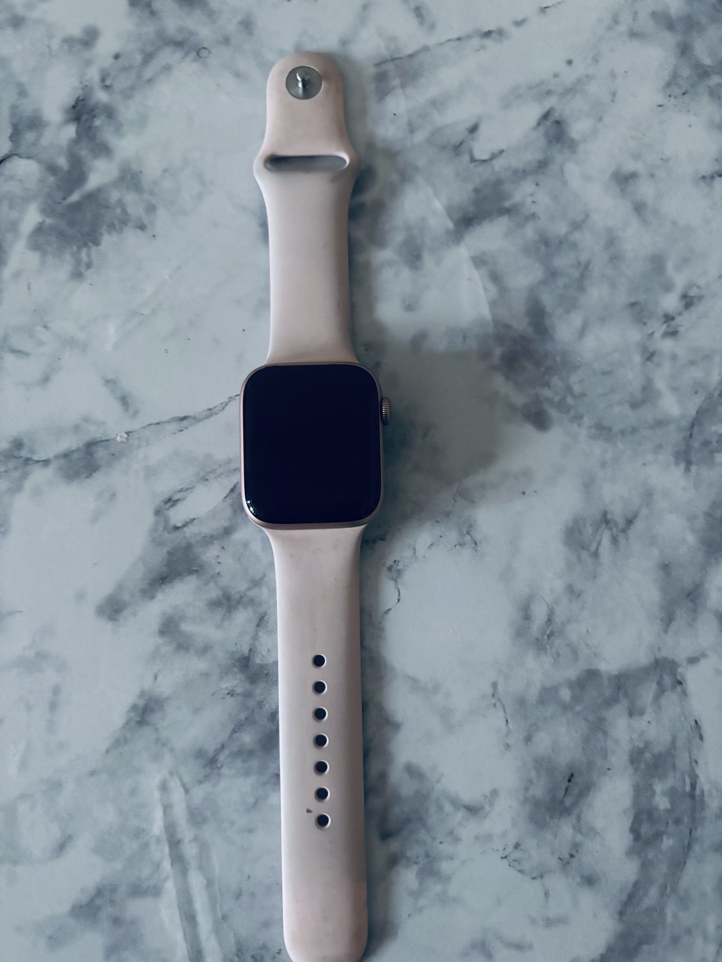 SE  Second Generation 2022 Apple Watch