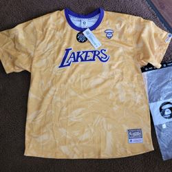 Aape x Mitchell & Ness Los Angeles Lakers Jersey Gold- Size XL