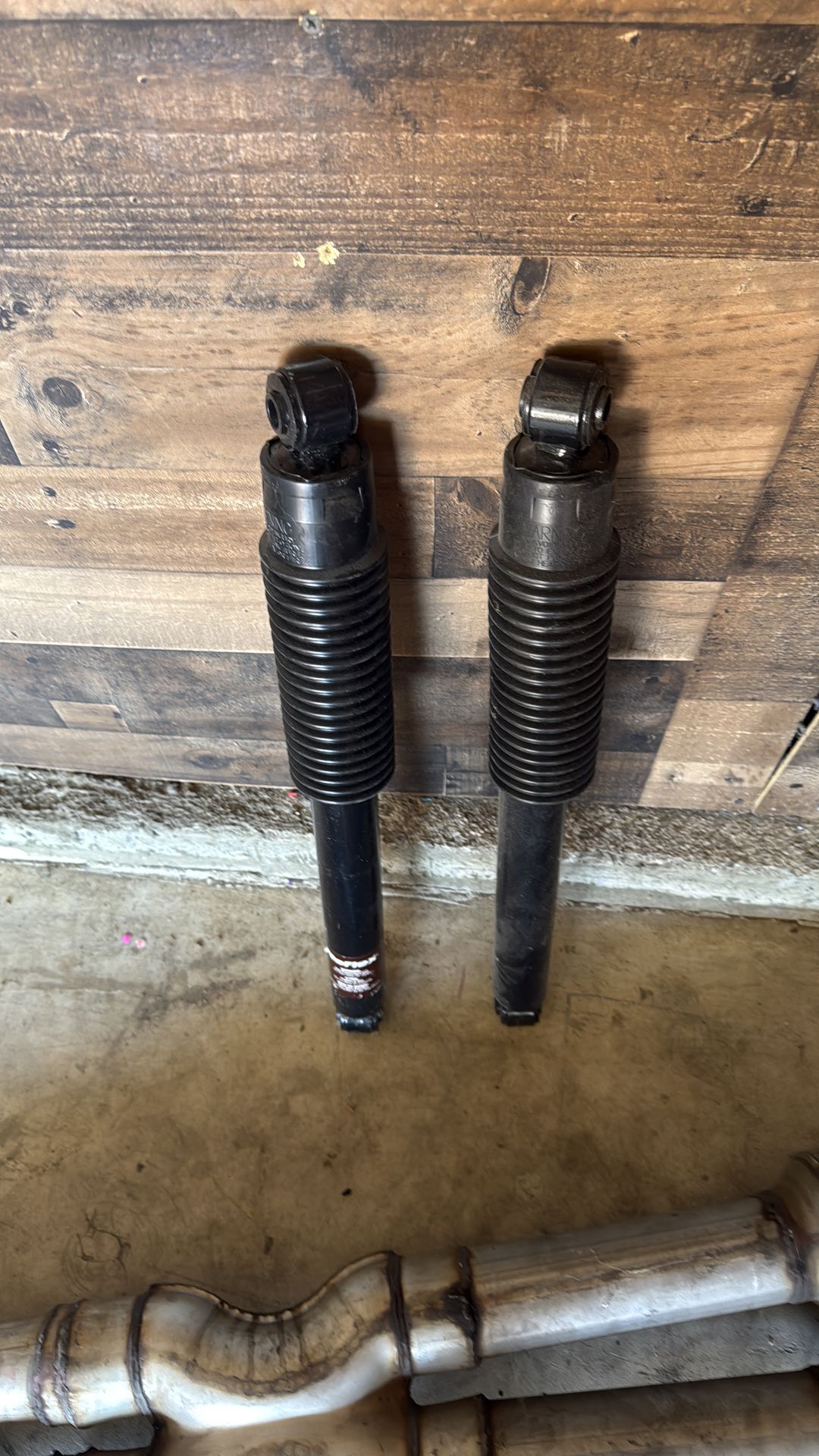 2011 Tahoe shocks