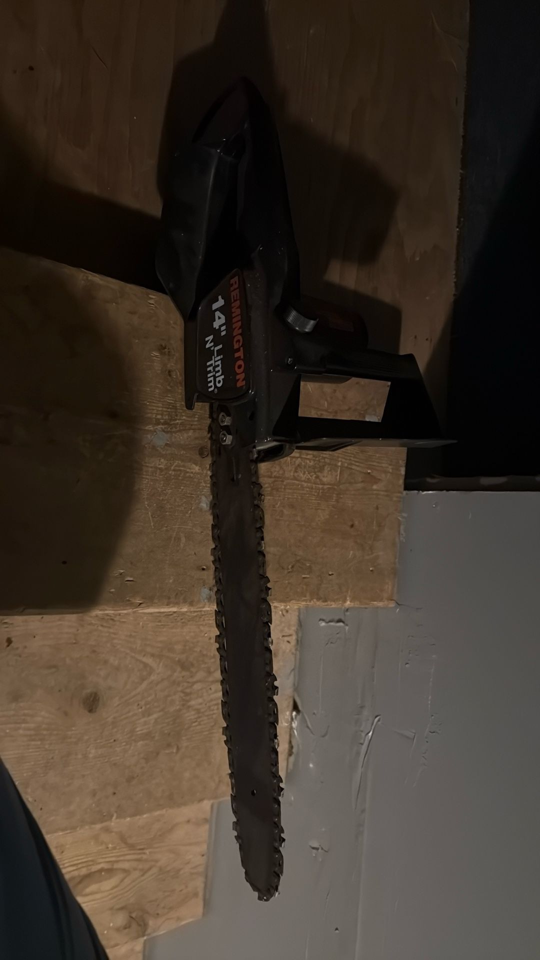 14” Chain Saw