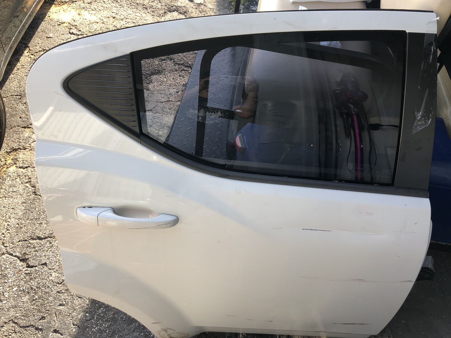 2011-2013 Dodge Avenger door with inside panel and all power motors and locks work!