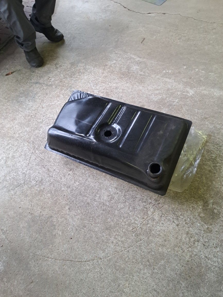 VW FUEL TANK