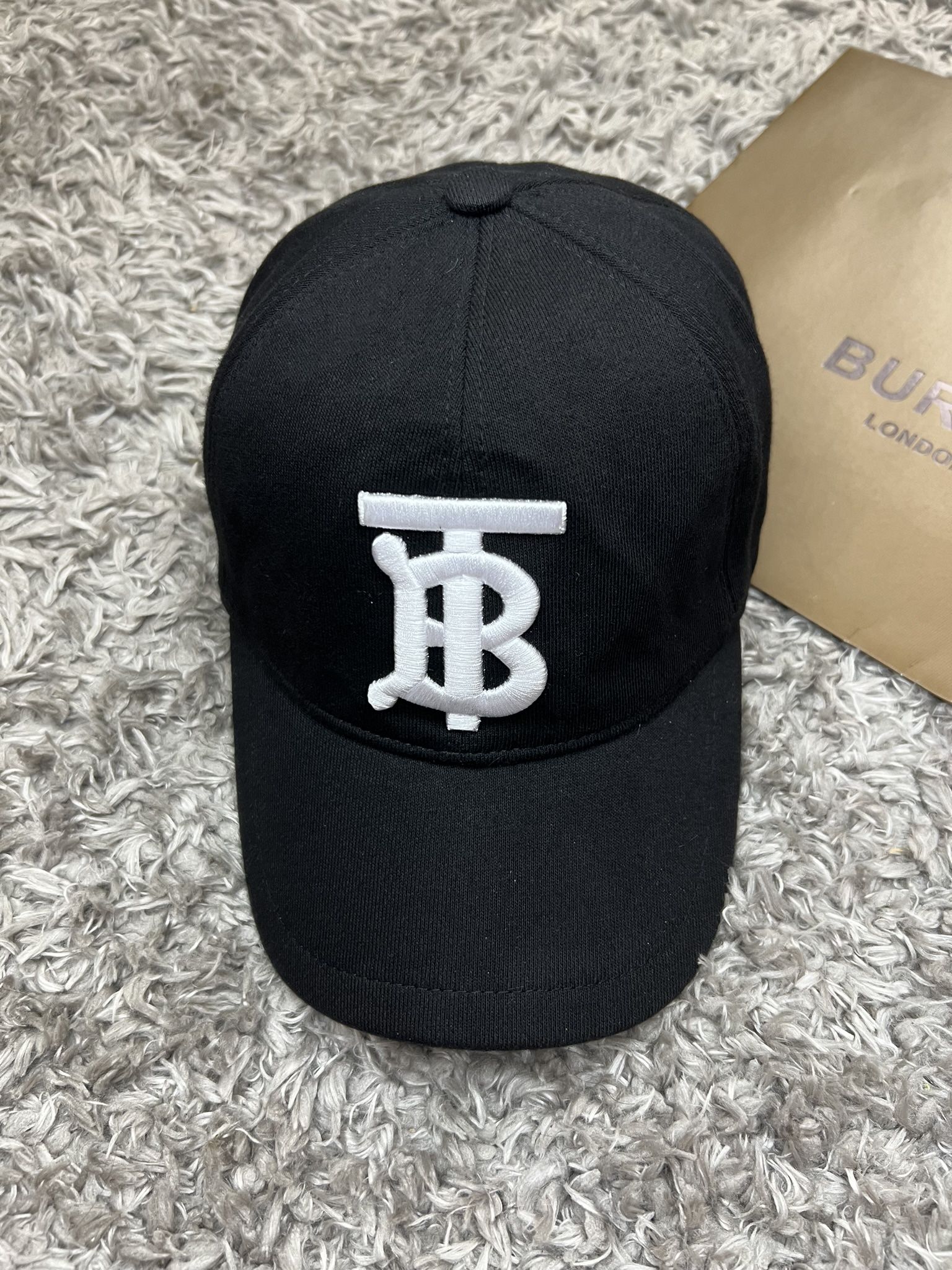 Burberry cap
