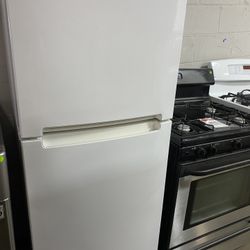 Top Freezer Fridge 24” Width