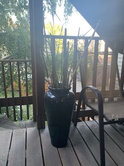 Vase - black porcelain