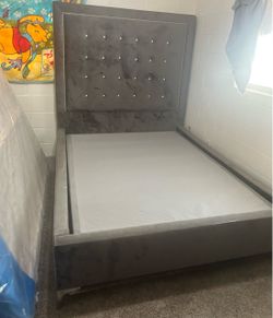queen headboard and box spring