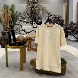 LV T-shirt 
