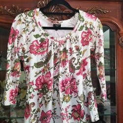 Women's Size Petite Small/Medium Top