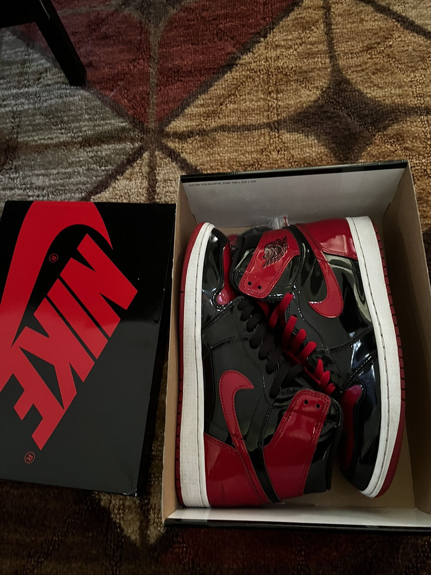 Jordan 1 Patent Bread