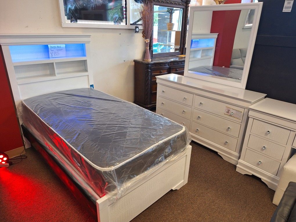 Pompie White Twin Bed Dresser And Mirror 