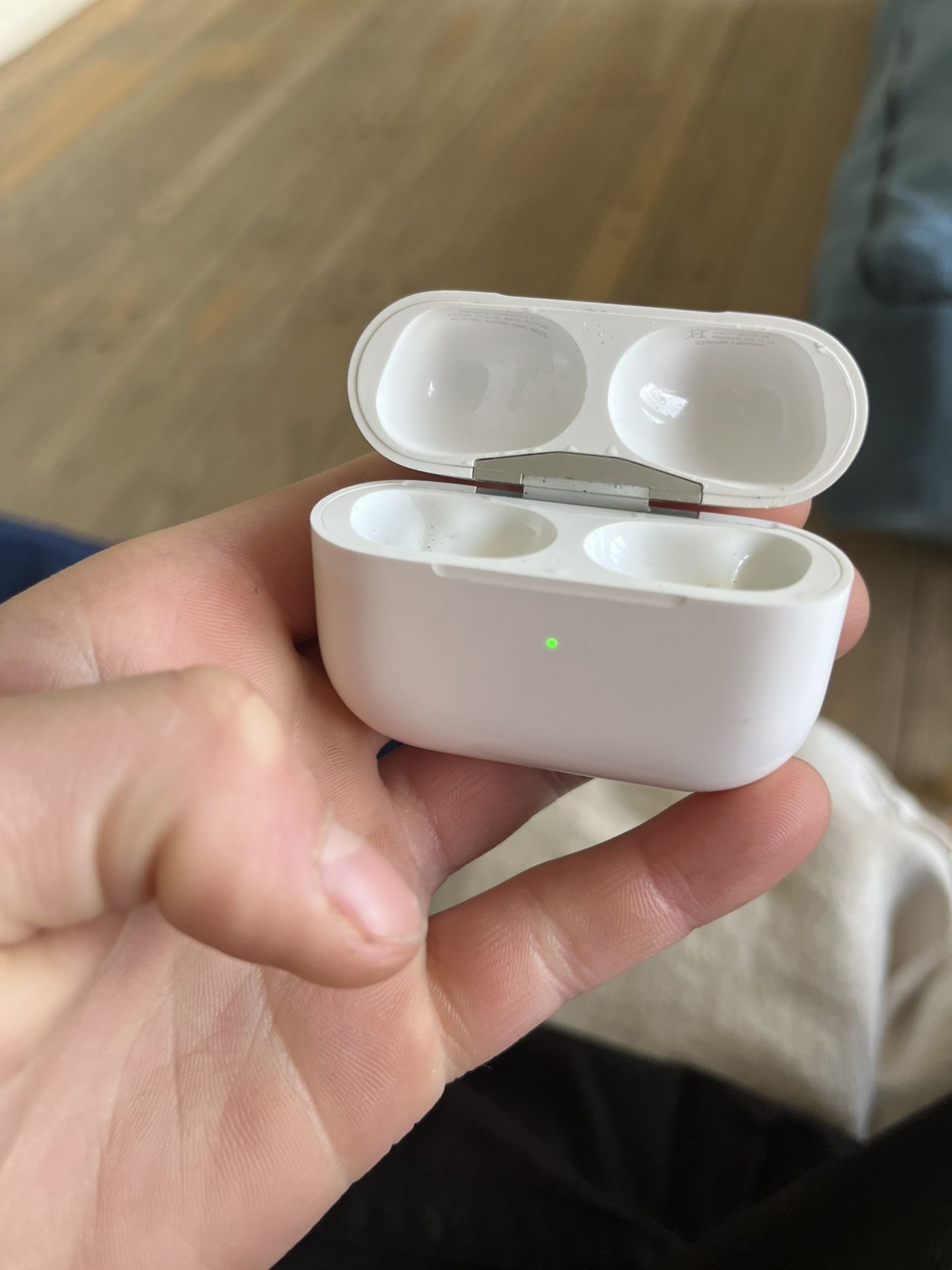 Air POD Pro 2nd Generation Case Only !