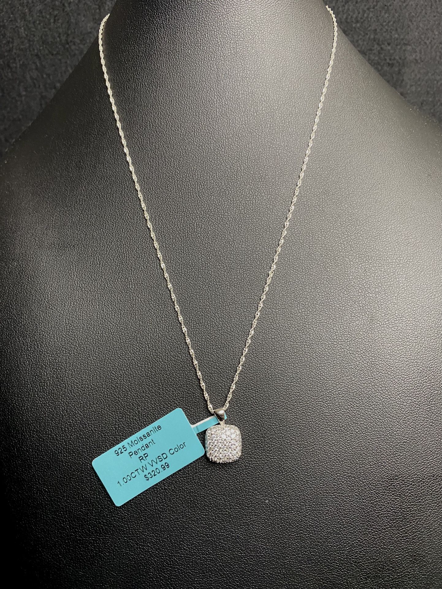 925 Silver Singapore Necklace & Moissanite Pendant 18”