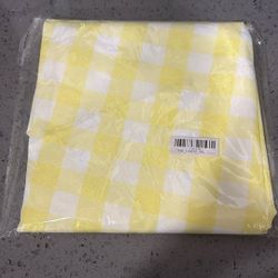 Tablecloths 70” Round