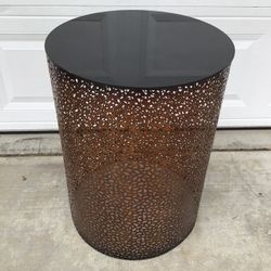 Accent Table