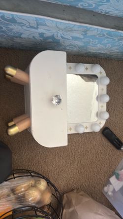 Small vanity