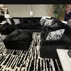 Brand New Ashley’s Comfy Corduroy Sectional