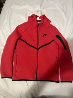 Nike tech