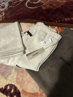 Essential sweats Light Oat