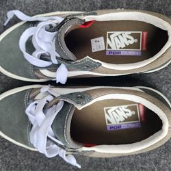 Vans  Size  8.0  .  Men