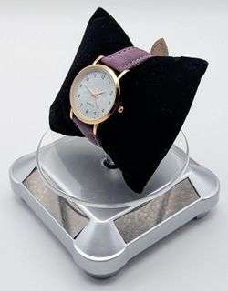 Elegant Watch with Lavender Strap