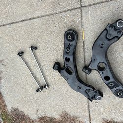 2 FRNT. Control Arms & 2 FRNT. Sway Bar Links LEXUS NX 200t