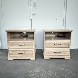 Farmhouse Style Nightstand Set Of 2