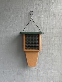 Bird feeders - 2 Suet And 2 Cylinder