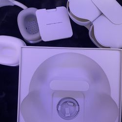 AirPod Pro Max