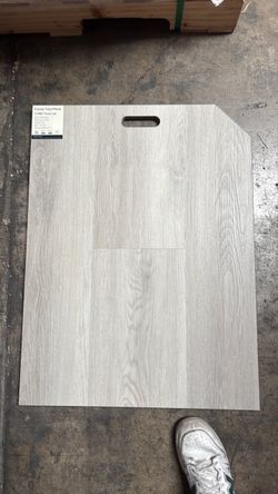 Flooring spc 8mm  , brand new light  grey,