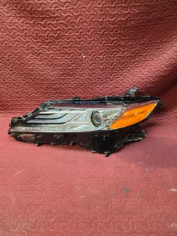 2018-2024 TOYOTA CAMRY XSE HEADLIGHT FULL LED DRIVER SIDE 
P774760