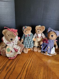 Boyds Collectable bears