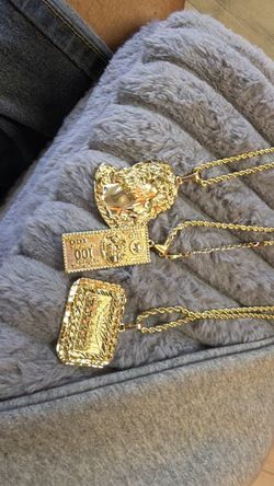 Gold-Tone Pendant Necklaces Set of 3
